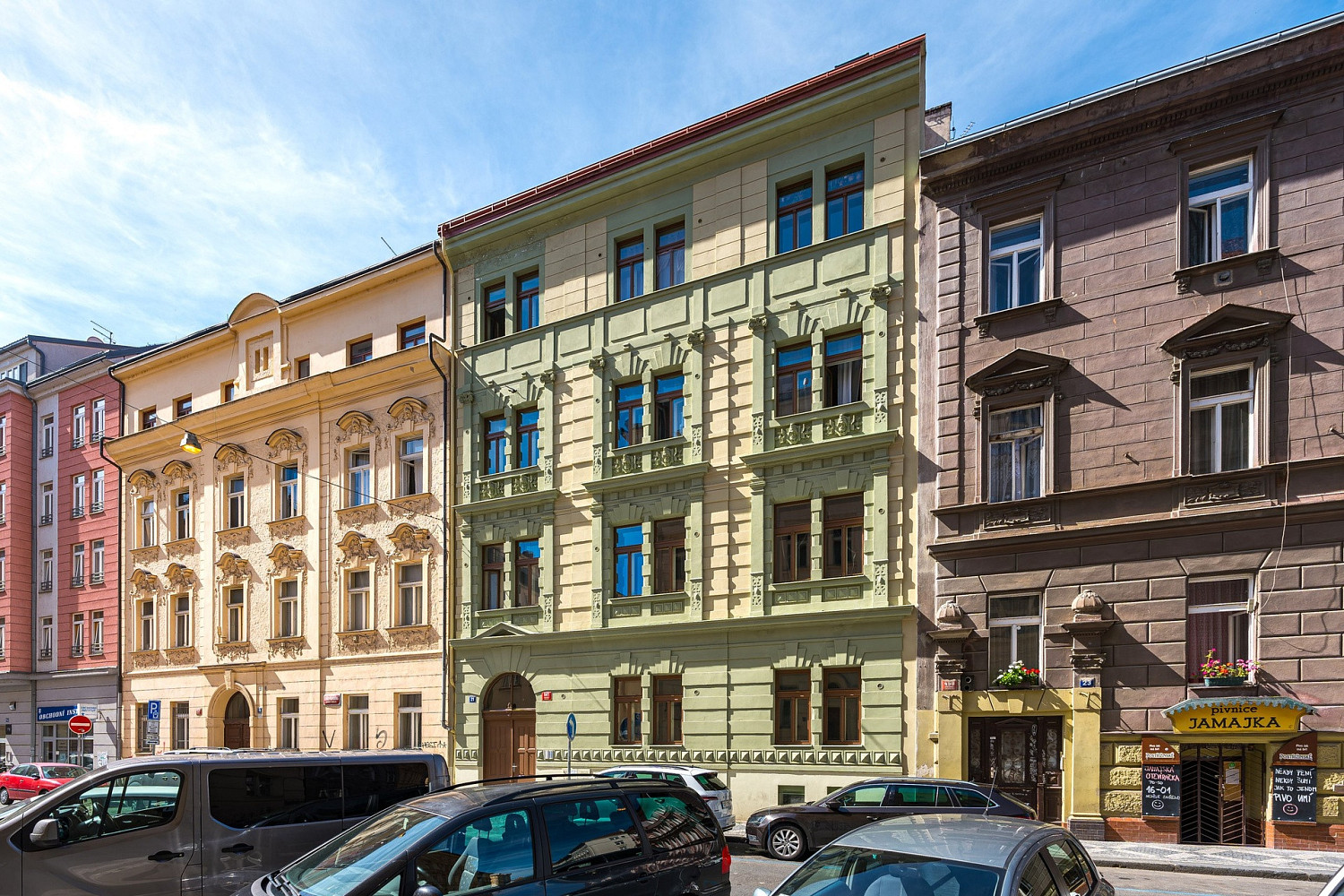 Byt 3+kk 50 m² Staropramenná, Praha 5 - Smíchov